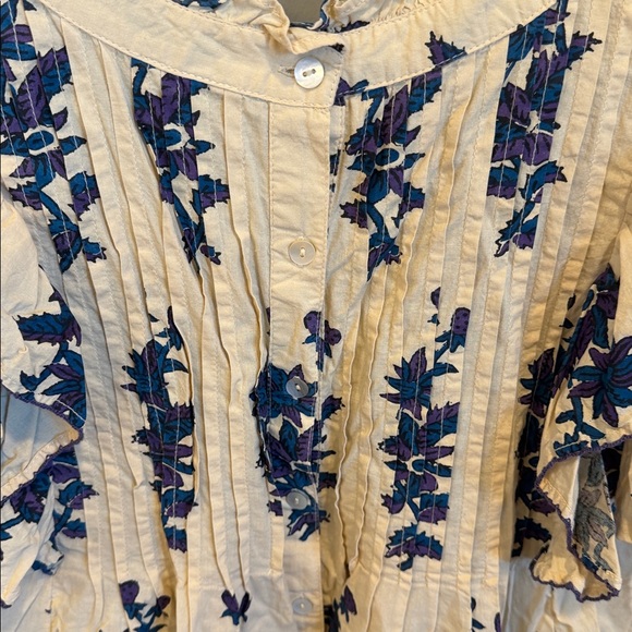 IVY JANE Tucked And Ruffle Top Size Medium - Picture 4 of 8